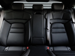 Porsche Taycan Turbo S AWD 2025