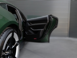 Porsche Taycan Turbo S AWD 2025