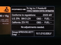 Porsche Taycan Turbo S AWD 2025