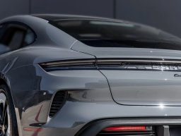 Porsche Taycan Turbo S AWD 2026