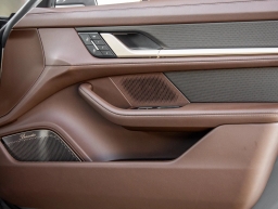 Porsche Taycan Turbo S AWD 2026