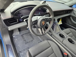 Porsche Taycan GTS AWD 2026