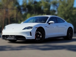 Porsche Taycan GTS AWD 2025