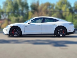 Porsche Taycan GTS AWD 2025