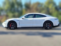 Porsche Taycan GTS AWD 2025