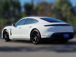 Porsche Taycan GTS AWD 2025