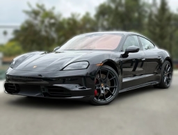 Porsche Taycan GTS AWD 2026