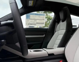 Porsche Taycan GTS AWD 2026