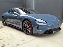 Porsche Taycan GTS AWD 2026