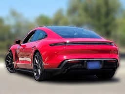 Porsche Taycan GTS AWD 2025