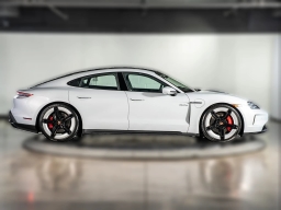 Porsche Taycan GTS AWD 2026