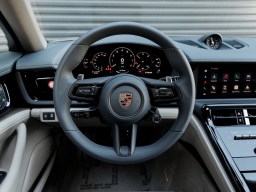 Porsche Panamera 4 E-Hybrid AWD 2026