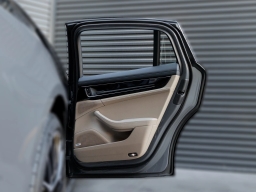 Porsche Panamera 4 E-Hybrid AWD 2026