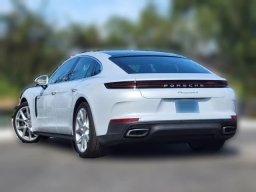 Porsche Panamera 4 E-Hybrid AWD 2026