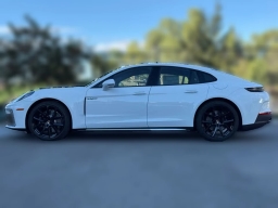 Porsche Panamera 4 E-Hybrid AWD 2026