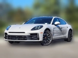 Porsche Panamera 4 E-Hybrid AWD 2025