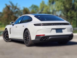 Porsche Panamera 4 E-Hybrid AWD 2025