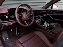 Porsche Panamera 4 E-Hybrid AWD 2026