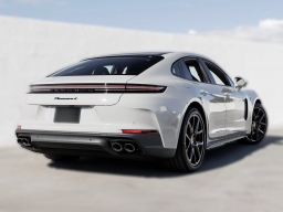 Porsche Panamera 4 E-Hybrid AWD 2026