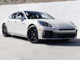 Porsche Panamera 4 E-Hybrid AWD 2026