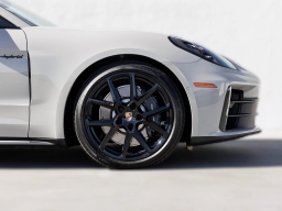 Porsche Panamera 4 E-Hybrid AWD 2026