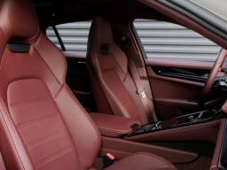 Porsche Panamera 4 E-Hybrid AWD 2026