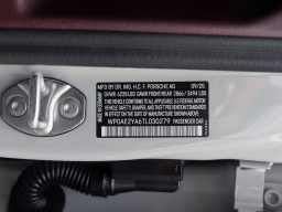 Porsche Panamera 4 E-Hybrid AWD 2026