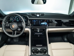 Porsche Panamera 4 E-Hybrid AWD 2026