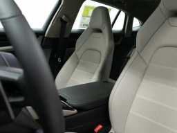 Porsche Panamera 4 E-Hybrid AWD 2026