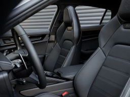 Porsche Panamera Turbo E-Hybrid AWD 2026