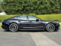Porsche Panamera GTS AWD 2026