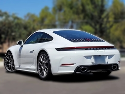 Porsche 911 Carrera S Coupe 2025