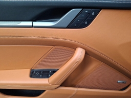 Porsche 911 Carrera 4S Coupe 2026