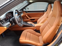 Porsche 911 Carrera 4S Coupe 2026