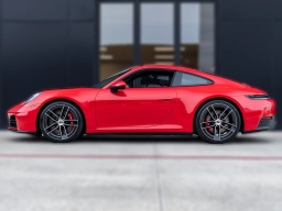 Porsche 911 Carrera 4S Coupe 2026
