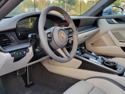 Porsche 911 Carrera 4S Coupe 2026