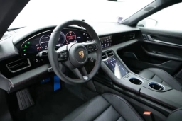 Porsche Taycan 4S Cross Turismo AWD 2025