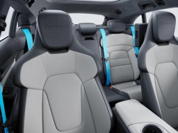 Porsche Taycan Turbo S Cross Turismo AWD 2025