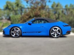 Porsche 911 Carrera Cabriolet 2026