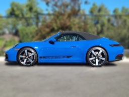 Porsche 911 Carrera Cabriolet 2026