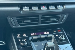 Porsche 911 Carrera GTS Cabriolet 2026