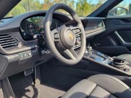 Porsche 911 Carrera GTS Cabriolet 2026