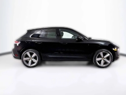 Porsche Macan T AWD 2025