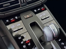 Porsche Macan T AWD 2025