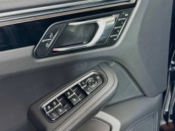 Porsche Macan T AWD 2025