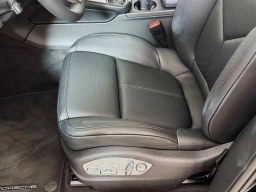 Porsche Macan T AWD 2025