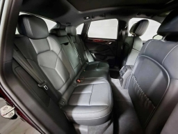 Porsche Macan T AWD 2025