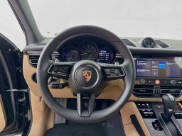 Porsche Macan T AWD 2026