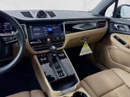 Porsche Macan T AWD 2026