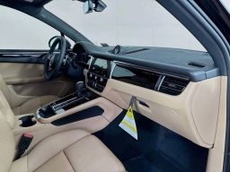 Porsche Macan T AWD 2026